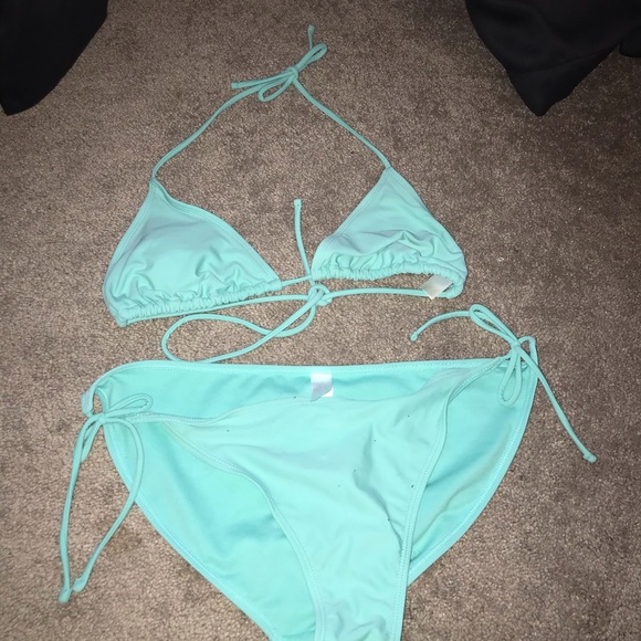 Bikini Swimsuit Lot - Picture 3 of 6